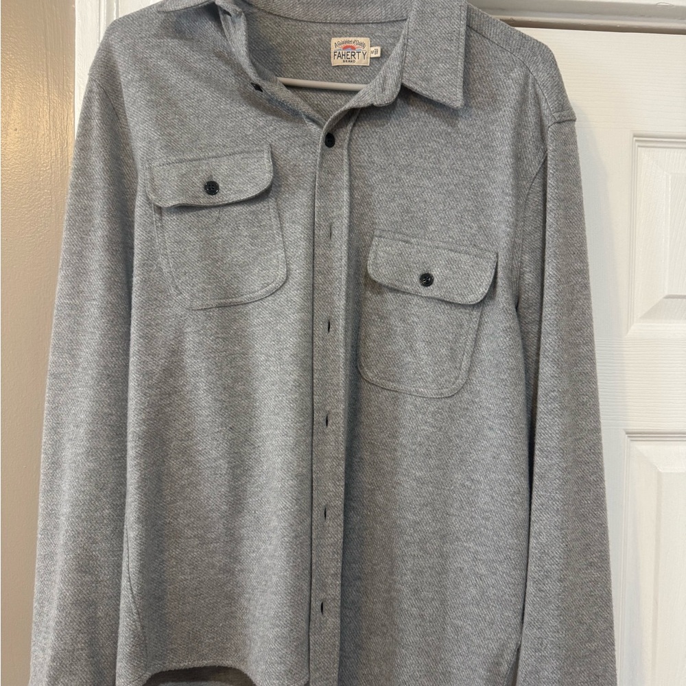 Faherty Men's Casual Gray Button Down Shirt